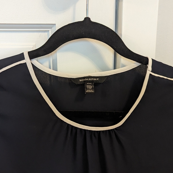 Banana Republic navy blue blouse XXSP - Picture 5 of 6